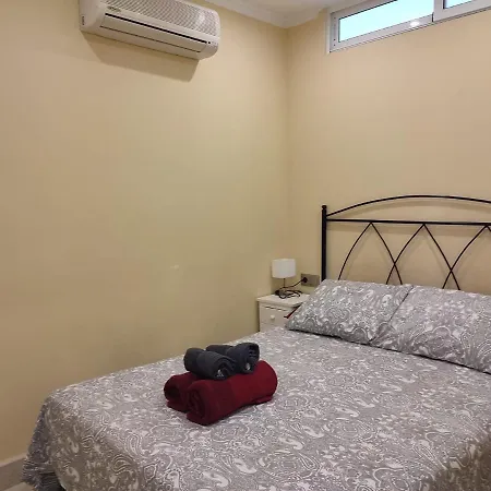 Апартаменти Turisstiko La Roca Chica 2 *