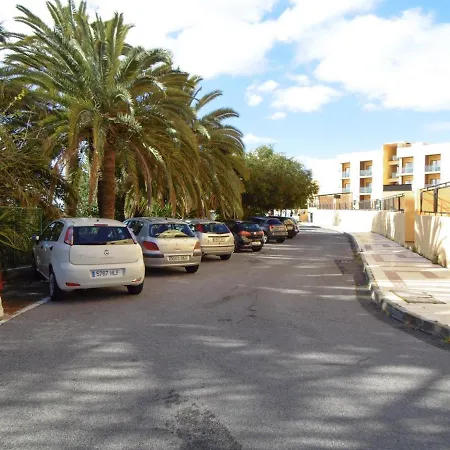 Apartament Turisstiko La Roca Chica 2 *